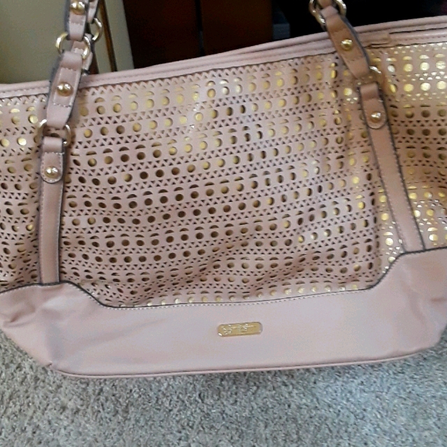Gorgeous Jessica Simpson Shoulder Bag